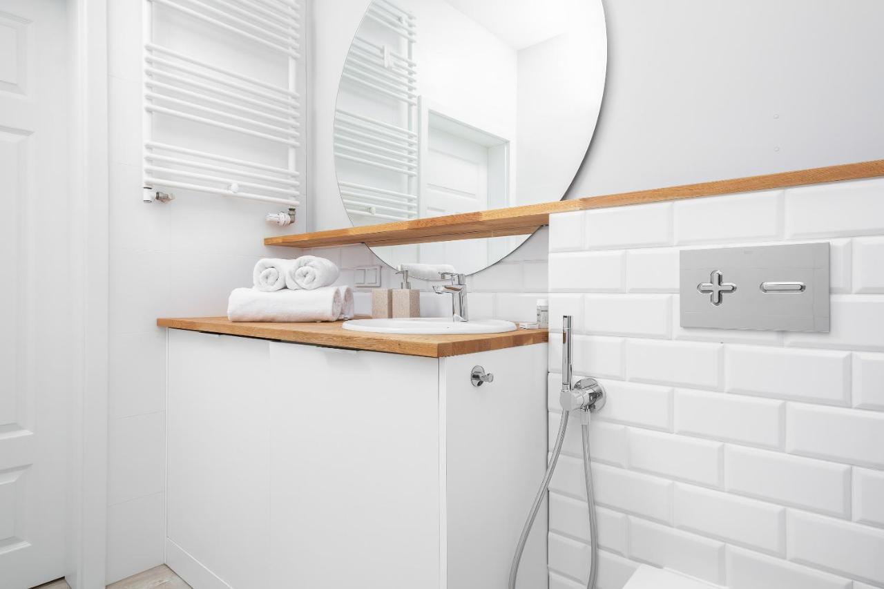 Apartment Warsaw Zoliborz By Noclegi Renters Exteriör bild